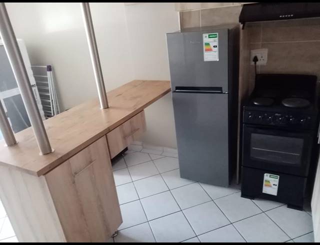 BEDROOM APARTMENT TO LET IN SOUTH BEACH